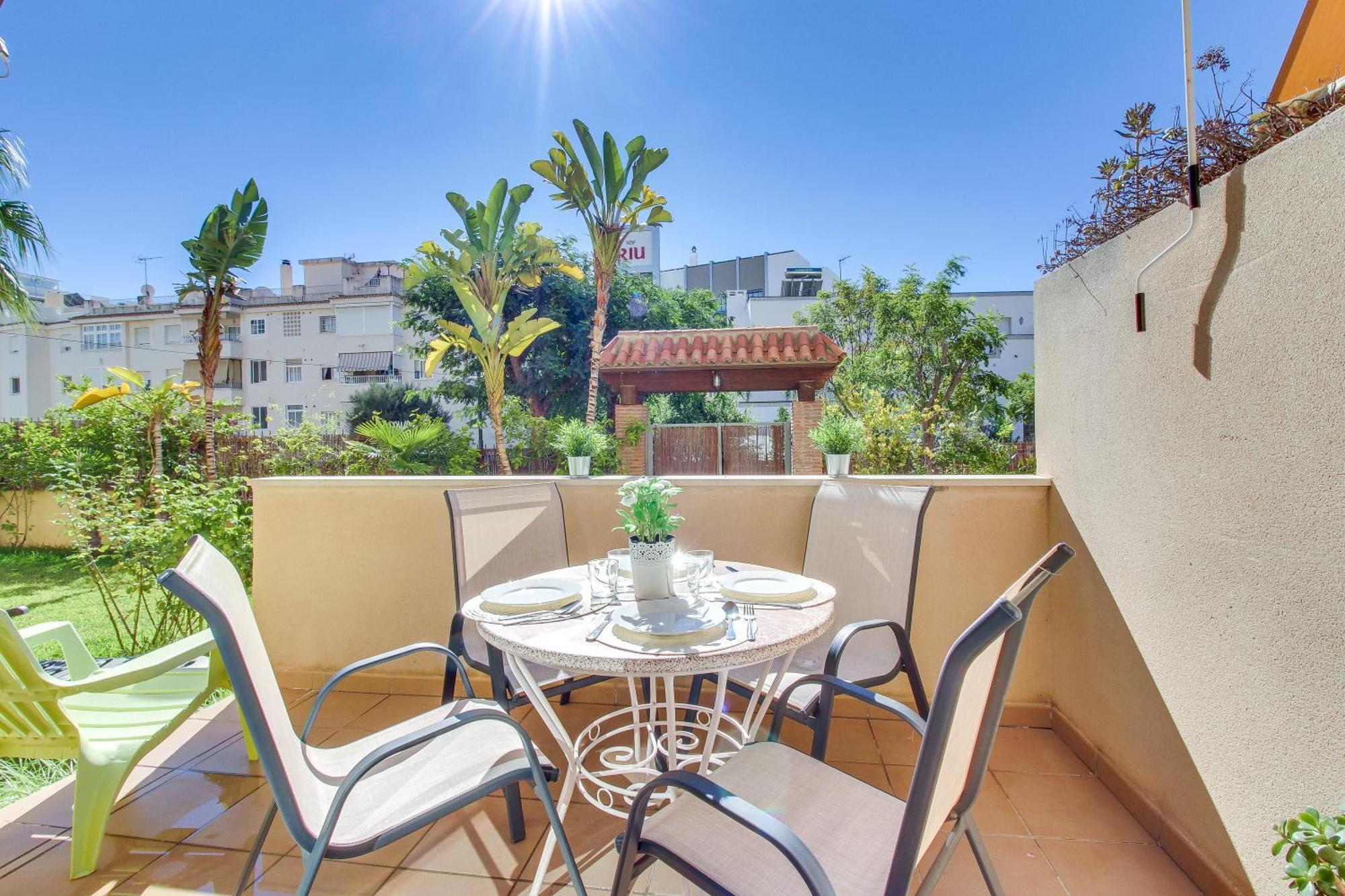 Apartamento Cala Bajo Нерха Екстер'єр фото
