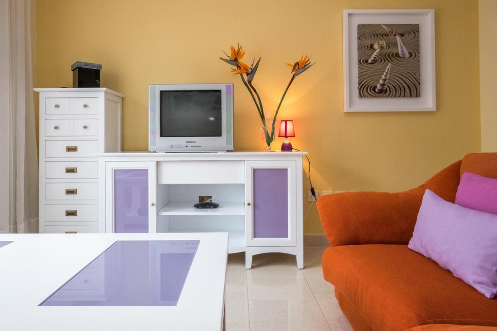 Apartamento Cala Bajo Нерха Екстер'єр фото