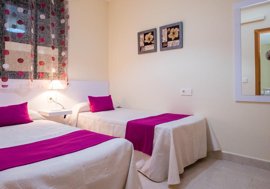 Apartamento Cala Bajo Нерха Екстер'єр фото