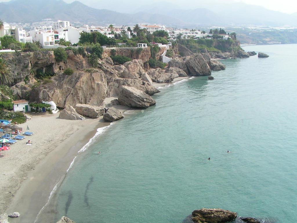 Apartamento Cala Bajo Нерха Екстер'єр фото