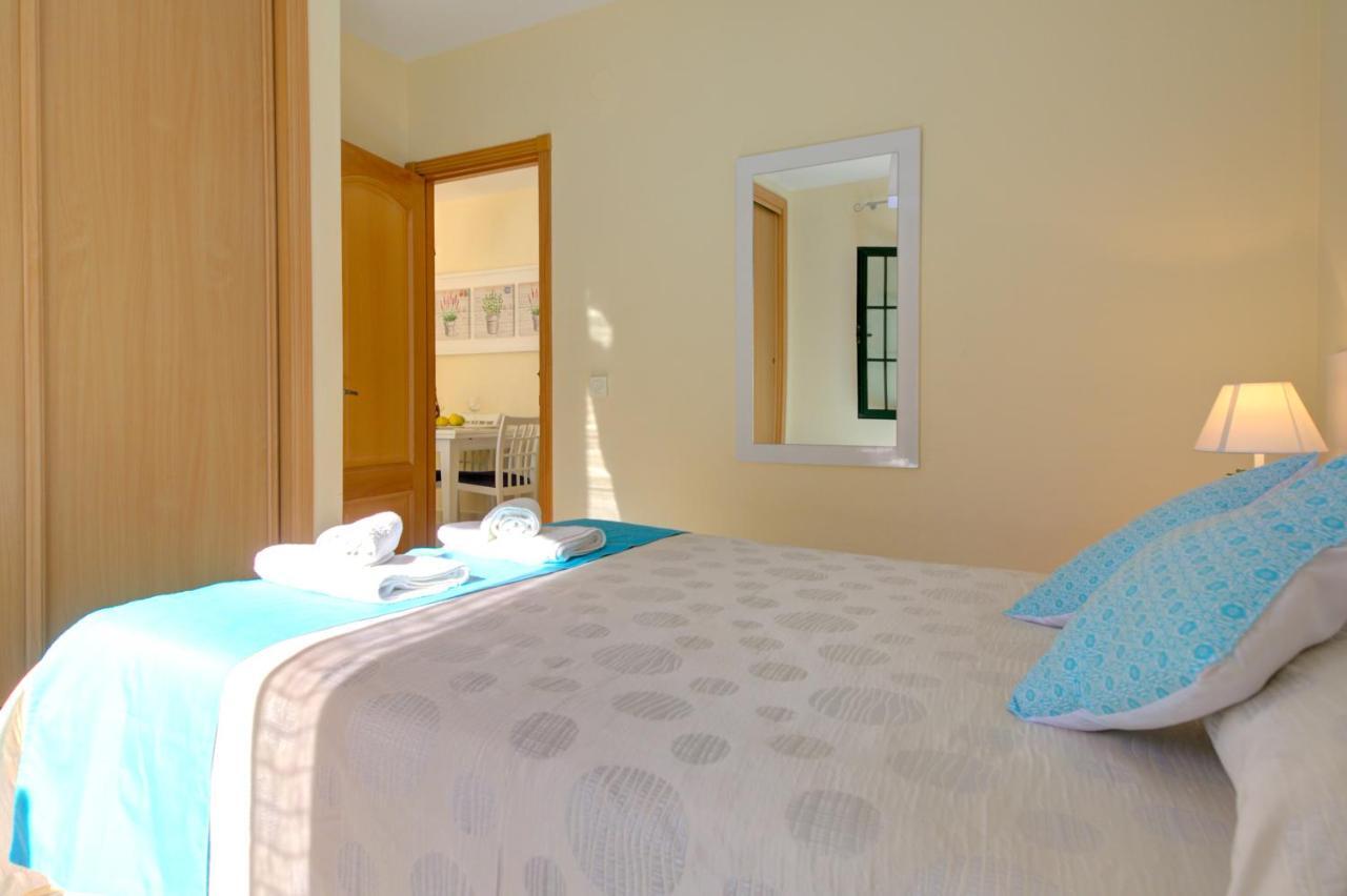 Apartamento Cala Bajo Нерха Екстер'єр фото